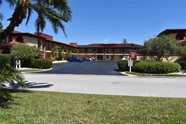 $1,450 | 10351 Regal Drive, Unit 3, Largo, FL 33774