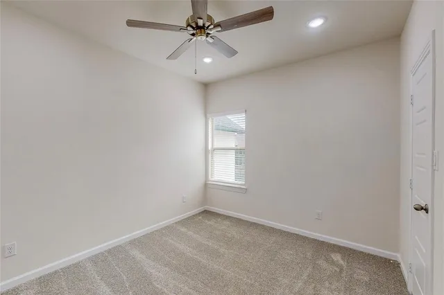 $2,495 | 16124 Doe Lk Drive, Frisco, TX 75033