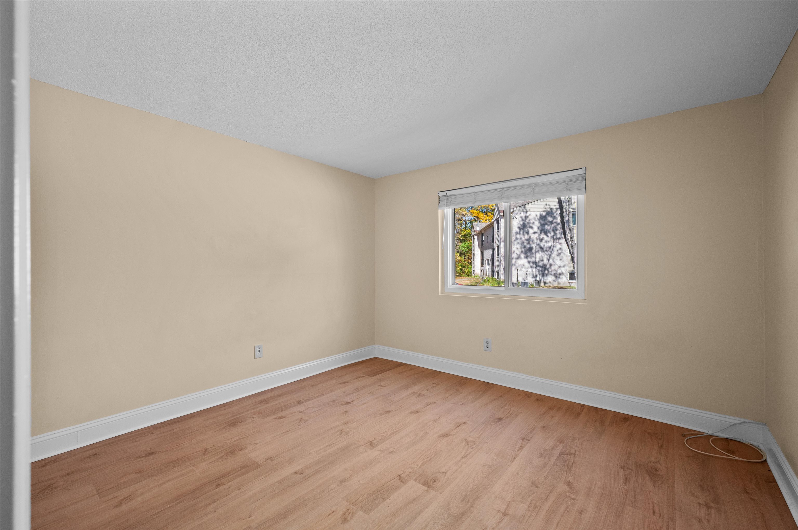 4 Brookside Drive, Unit 6 Exeter, NH 03833 - Photo 22 of 24