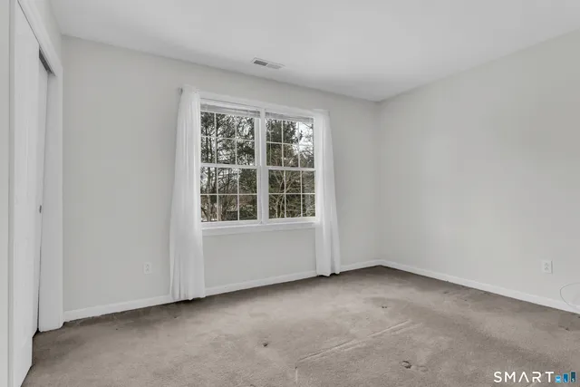 $649,000 | 10 Melissa Drive, North Haven, CT 06473