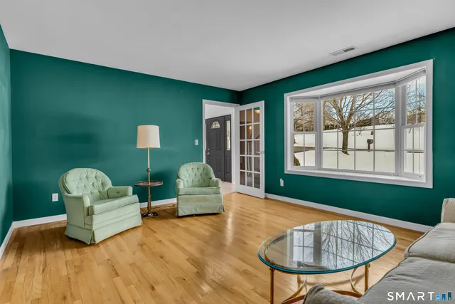 $649,000 | 10 Melissa Drive, North Haven, CT 06473