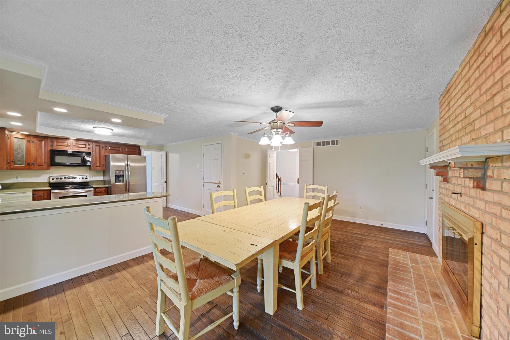 2711 Anderson Road White Hall, MD 21161 - Photo 3 of 58 Spacious and timeless
