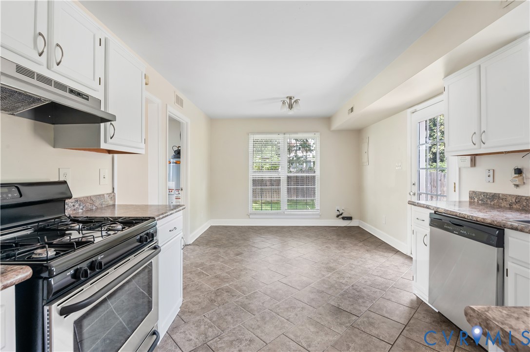 8520 Lansdowne Road Henrico, VA 23229 - Photo 6 of 37