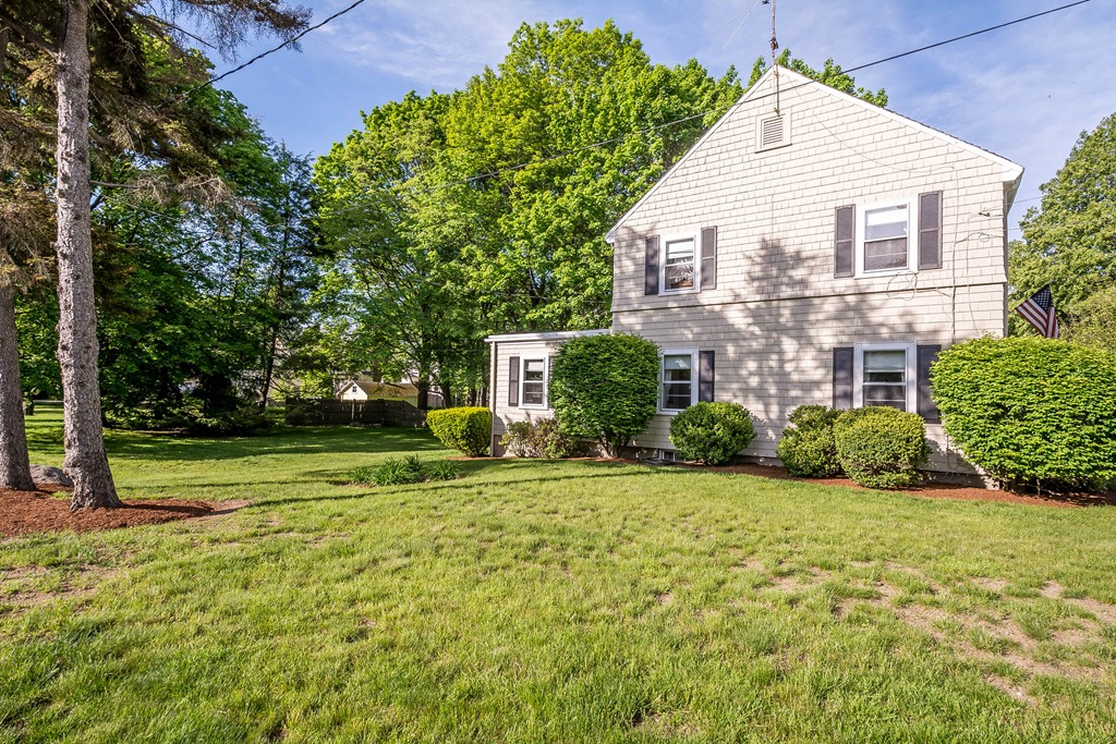 63 Scotland Road Reading, MA 01867 - Photo 29 of 30 Gallery Image 29