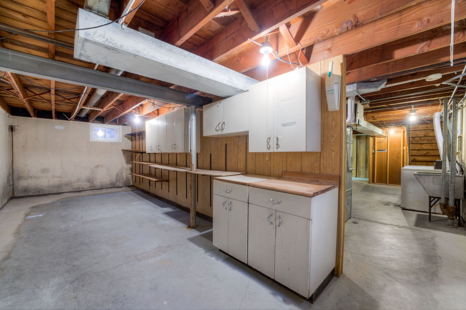 1046 Midway Road Northbrook, IL 60062 - Photo 15 of 24 a view of a storage room