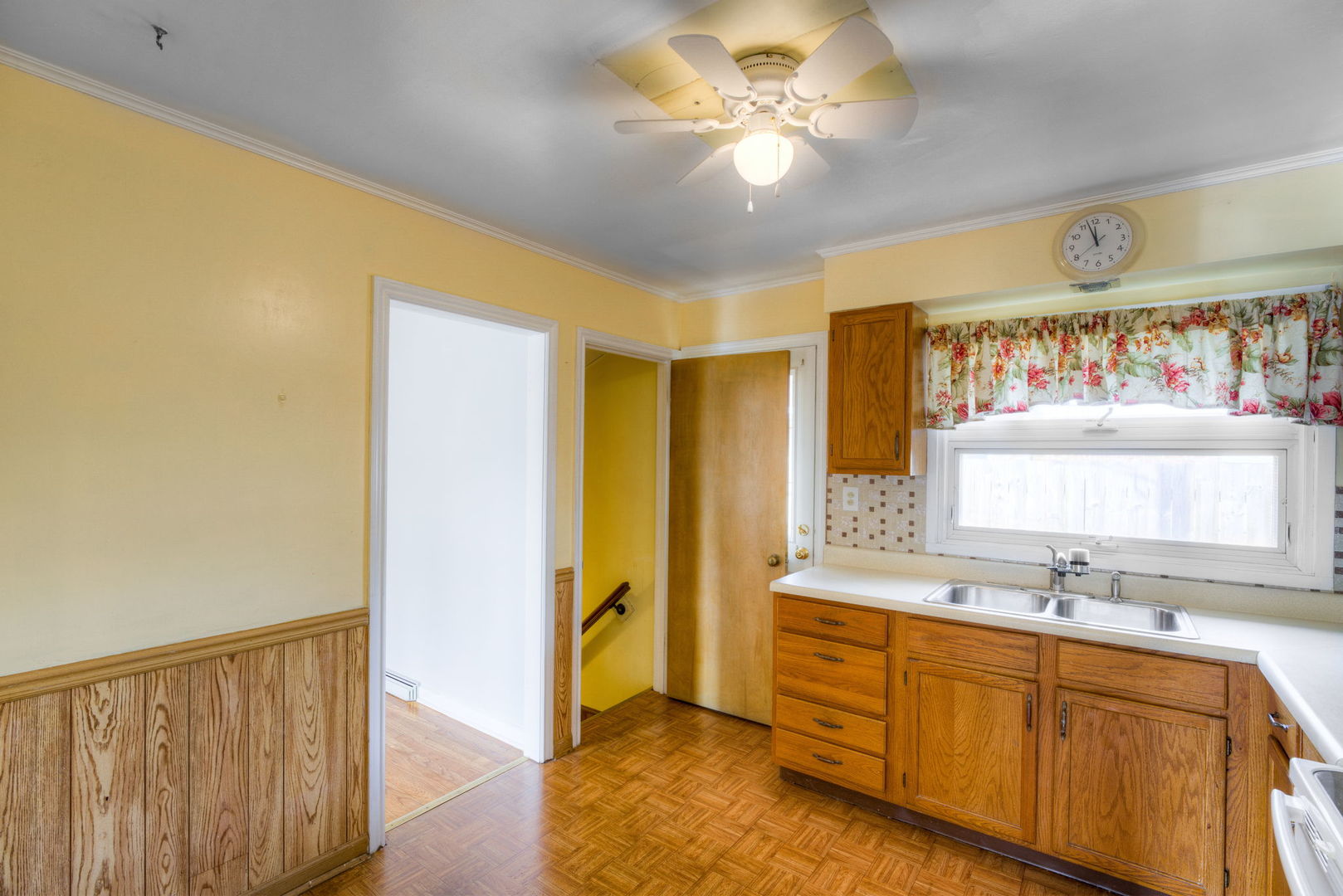 1046 Midway Road Northbrook, IL 60062 - Photo 7 of 24 a spacious bathroom with a double vanity sink a mirror and a shower