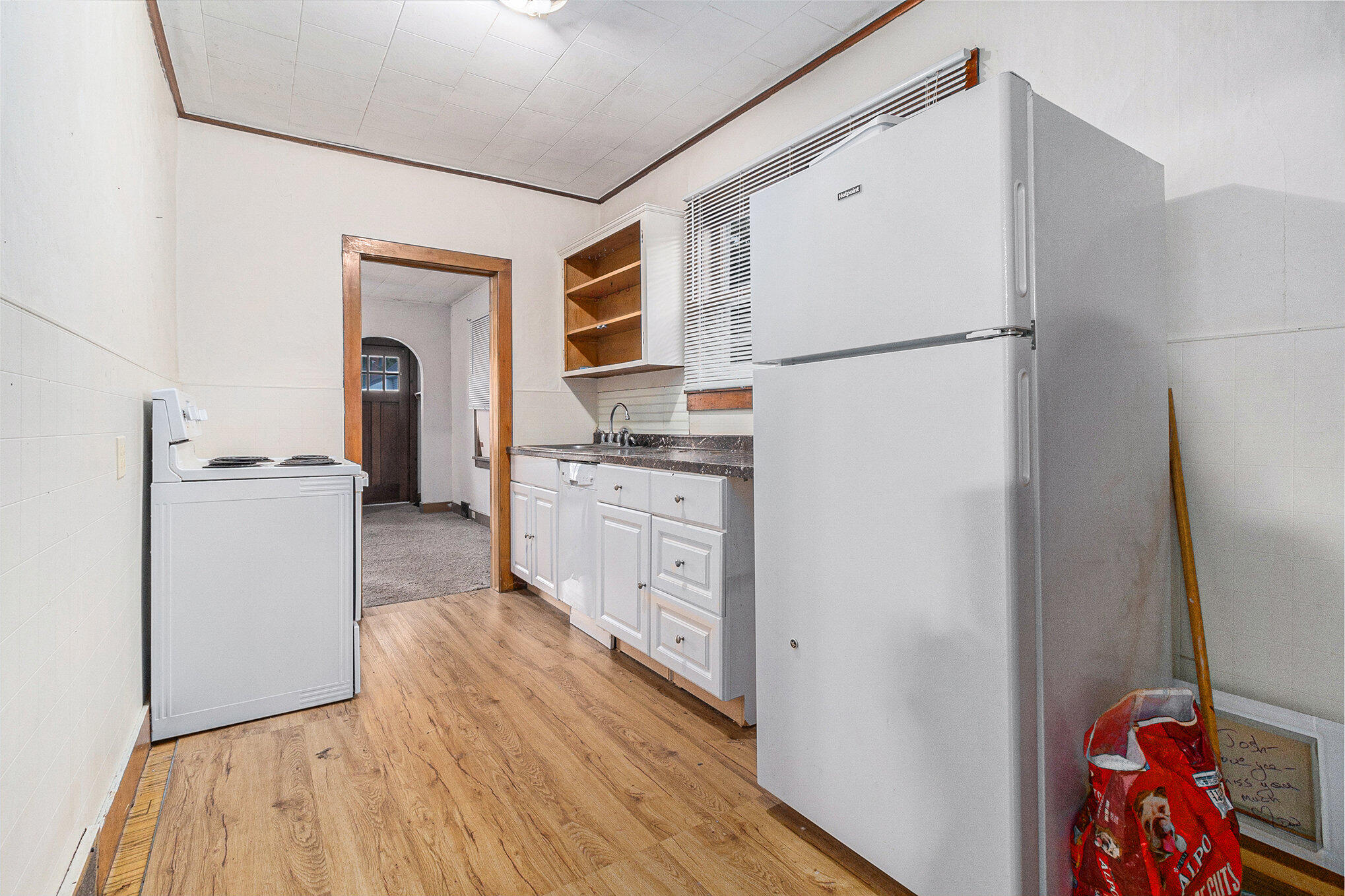 711 Ramsdell Street Manistee, MI 49660 - Photo 8 of 11 5r6a8394
