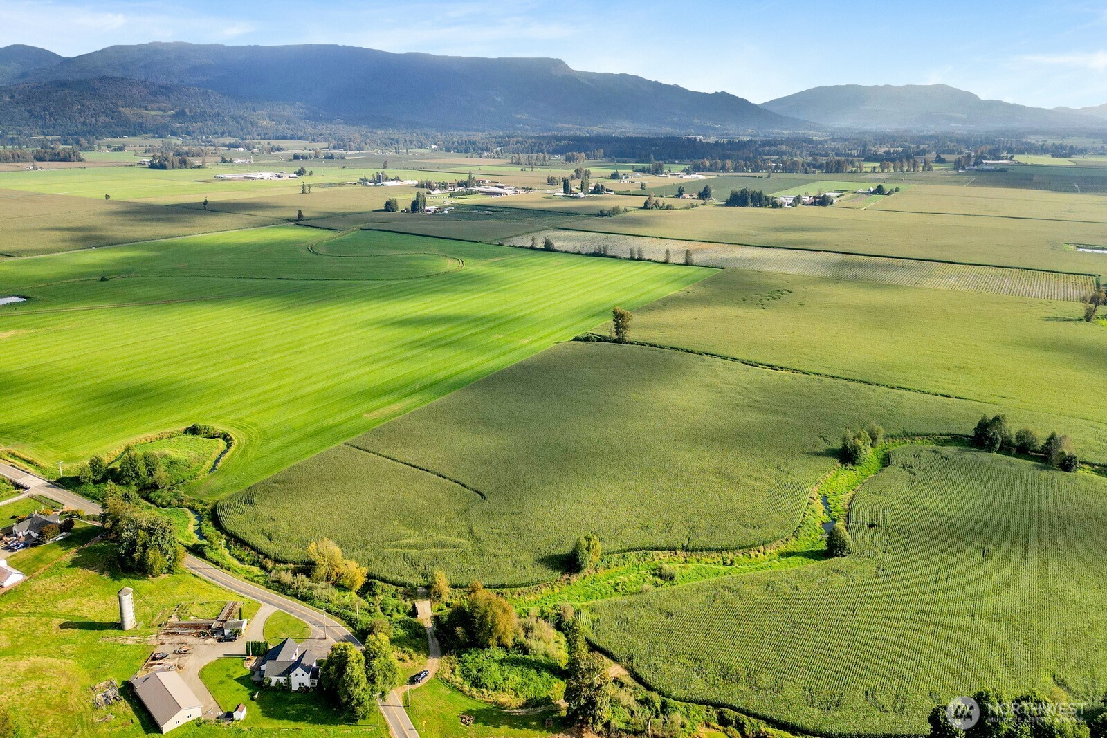 0 Clearbrook Road Sumas, WA 98295 - Photo 3 of 33 a view of an ocean and a mountain