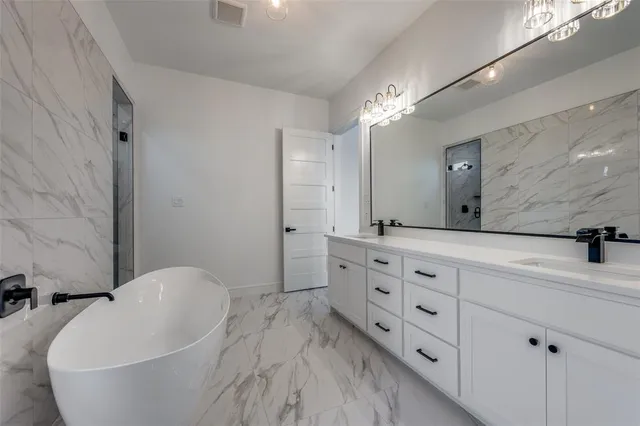 $579,900 | 3063 Willow Road, Celeste, TX 75423