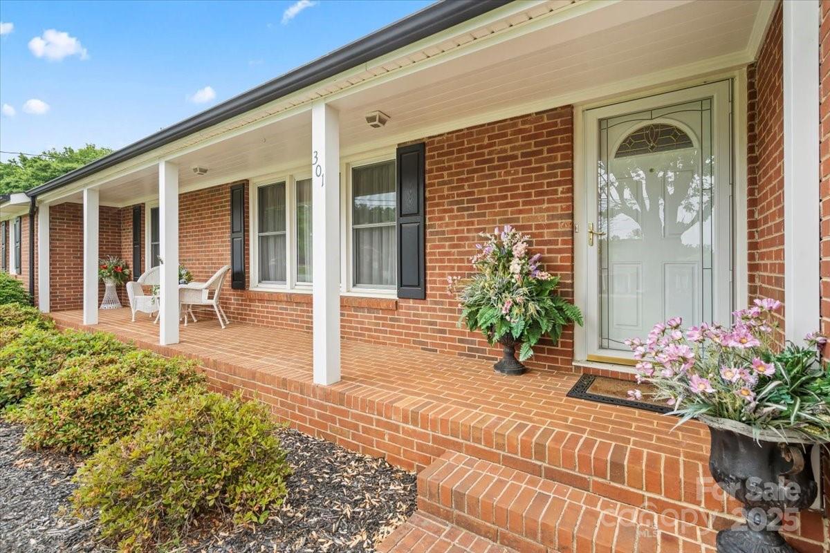 301 Museum Road Statesville, NC 28625 - Photo 2 of 45