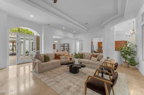 $1,099,500 | 303 East Wexford Court, Phoenix, AZ 85020
