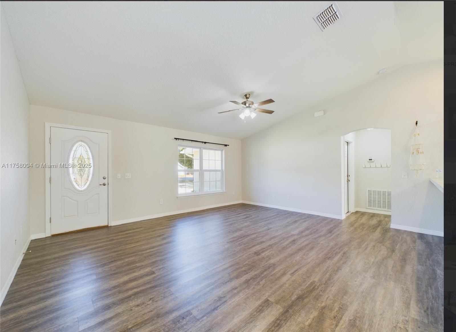 128 Cedar Road Ocala, FL 34472 - Photo 4 of 17
