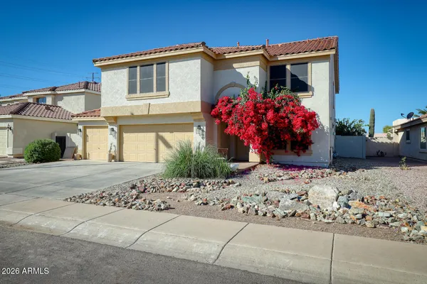 $619,900 | 3940 South Moccasin Trail, Gilbert, AZ 85297