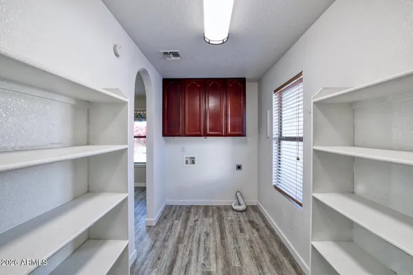 $619,900 | 3940 South Moccasin Trail, Gilbert, AZ 85297