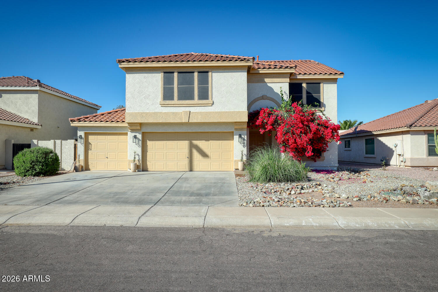 3940 South Moccasin Trail Gilbert, AZ 85297 - Photo 2 of 45 3940 S MOCCASIN TRAIL