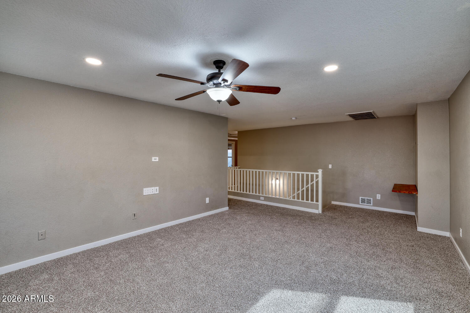 3940 South Moccasin Trail Gilbert, AZ 85297 - Photo 25 of 45 Loft