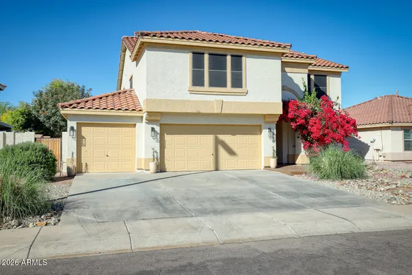 $619,900 | 3940 South Moccasin Trail, Gilbert, AZ 85297