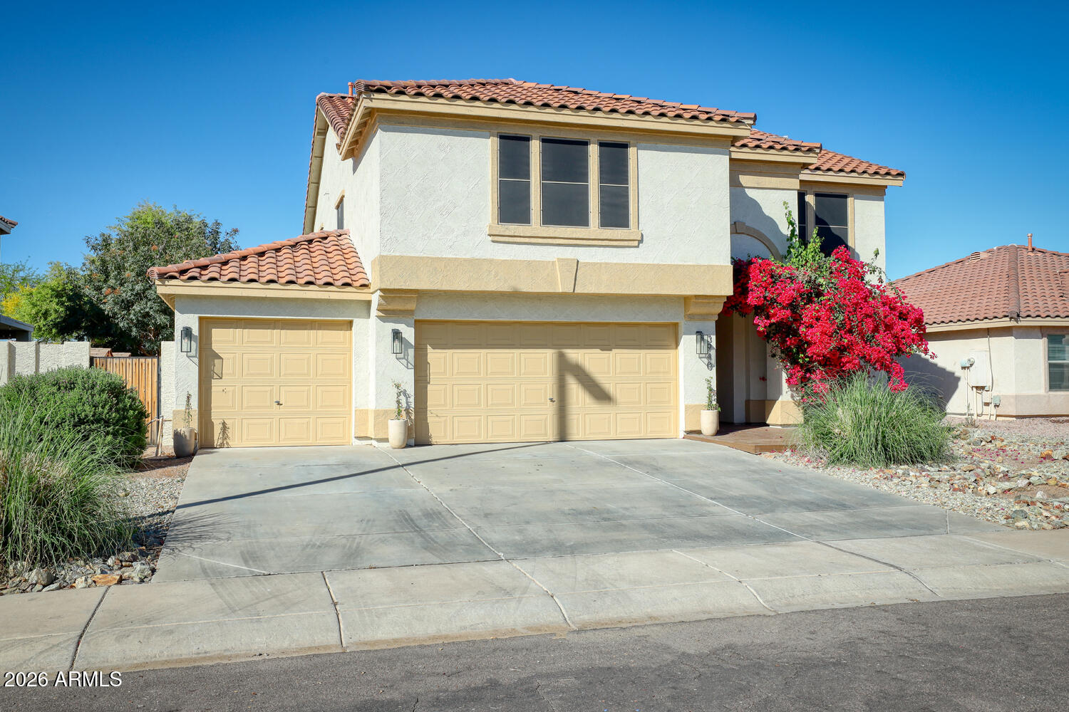 3940 South Moccasin Trail Gilbert, AZ 85297 - Photo 3 of 45 3940 S MOCCASIN TRAIL