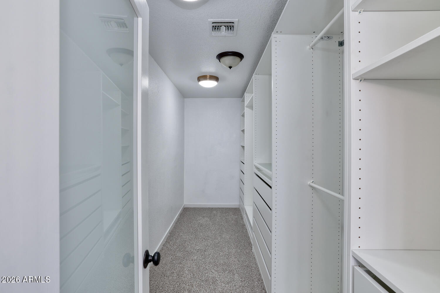 3940 South Moccasin Trail Gilbert, AZ 85297 - Photo 33 of 45 Walkin Closet