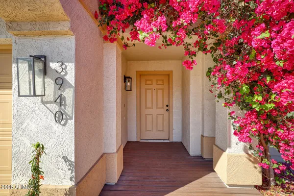 $619,900 | 3940 South Moccasin Trail, Gilbert, AZ 85297