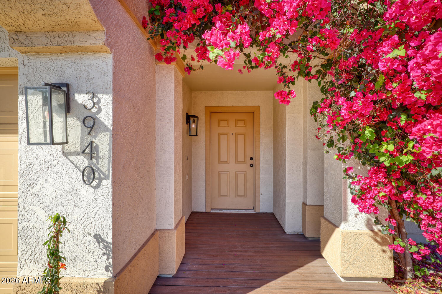 3940 South Moccasin Trail Gilbert, AZ 85297 - Photo 4 of 45 Entry Way