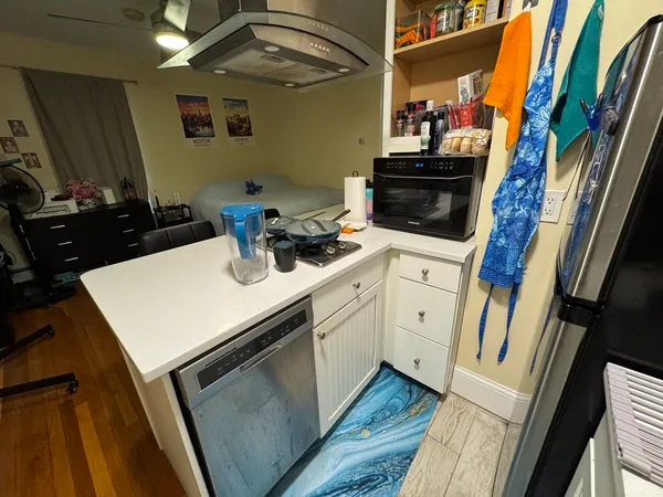 $2,695 | 65 Walden Street, Unit 3, Cambridge, MA 02140