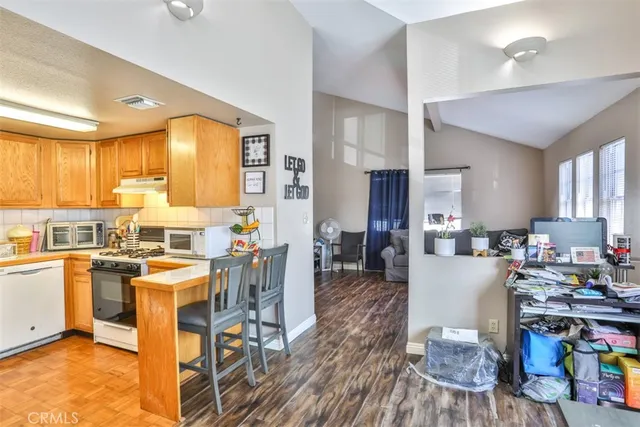 $1,950,000 | 306 East Foothill Boulevard, Glendora, CA 91741