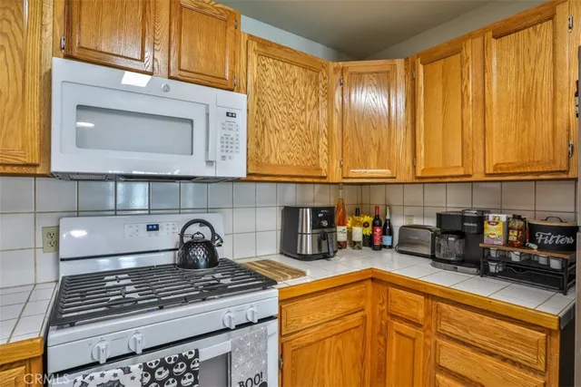 $1,950,000 | 306 East Foothill Boulevard, Glendora, CA 91741