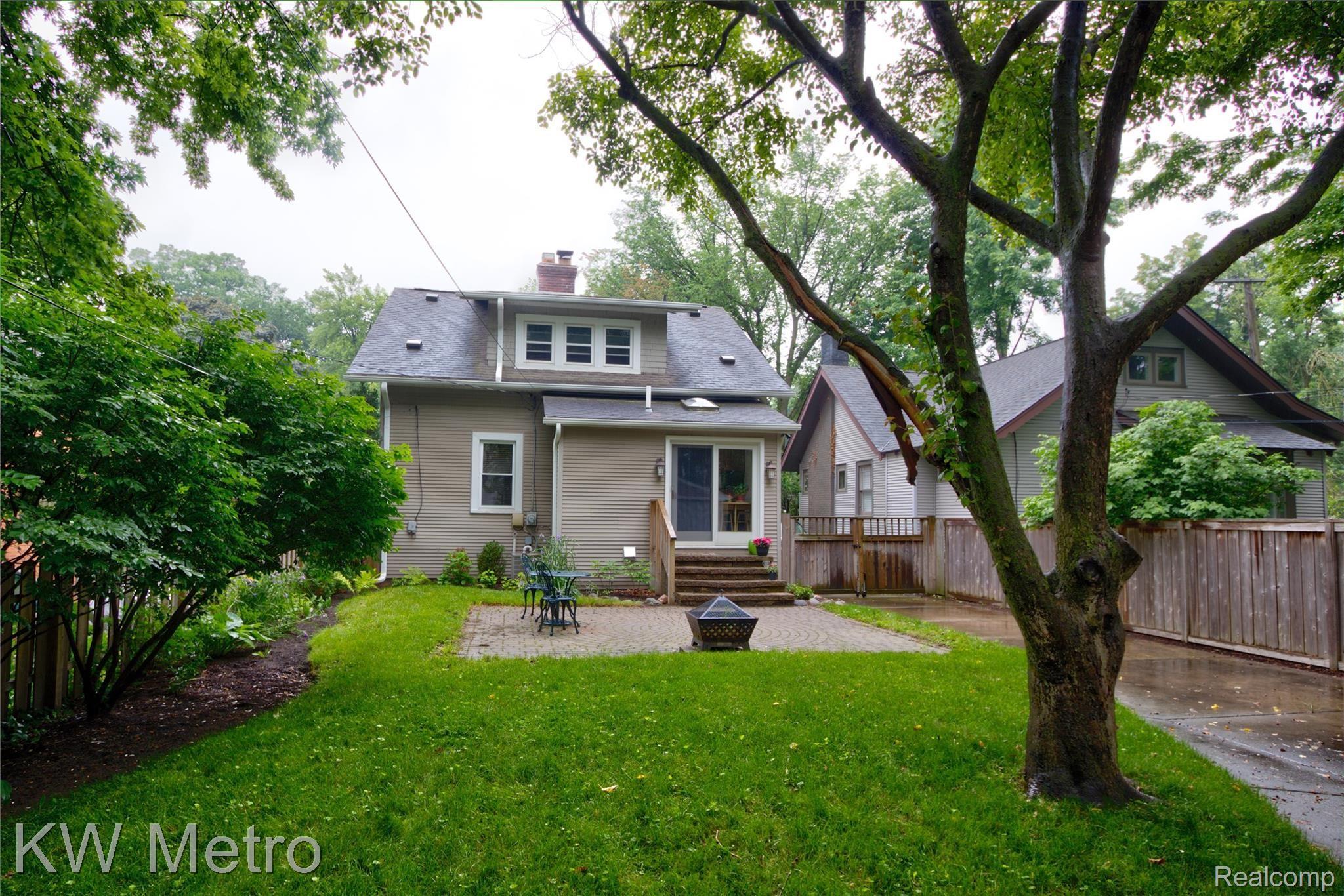 37 Devonshire Road Pleasant Ridge, MI 48069 - Photo 33 of 34 37 Devonshire Rd. 33