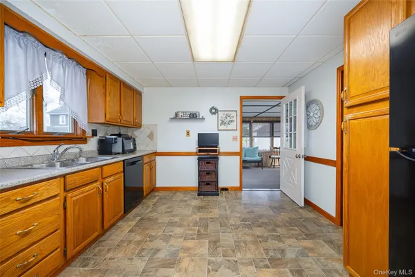 $375,000 | 14 Lown Court, Poughkeepsie, NY 12603