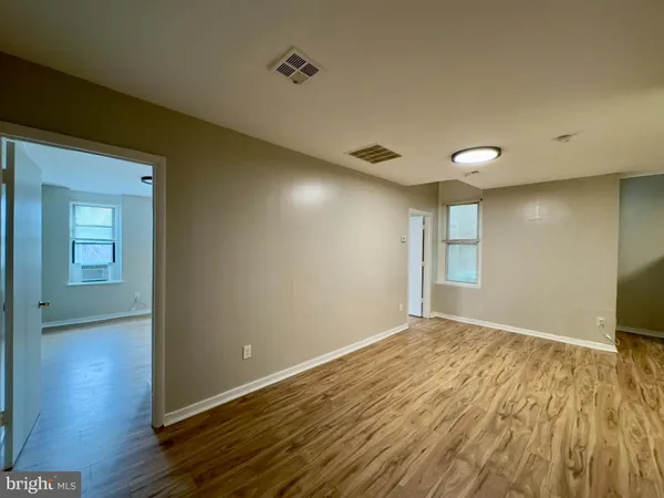 $1,000 | 1503 Eutaw Place, Unit 2B, Baltimore, MD 21217