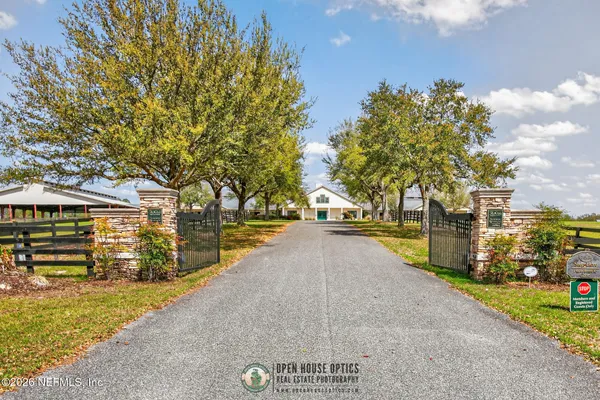 $664,900 | 1000 Southwest Mandiba Drive, Lake City, FL 32024