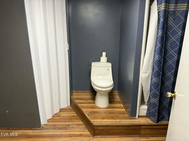 $179,900 | 200 11th Street Northeast, Norton, VA 24273