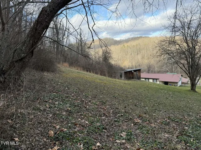 $179,900 | 200 11th Street Northeast, Norton, VA 24273