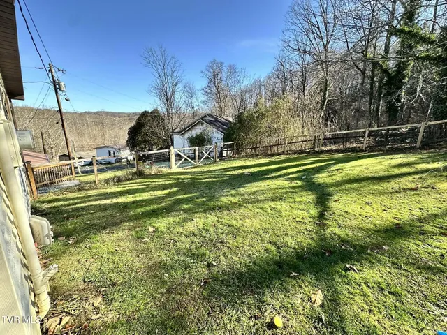 $179,900 | 200 11th Street Northeast, Norton, VA 24273