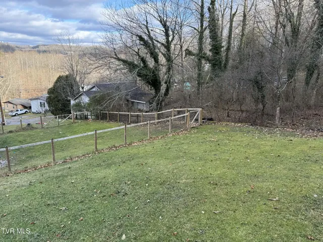 $179,900 | 200 11th Street Northeast, Norton, VA 24273