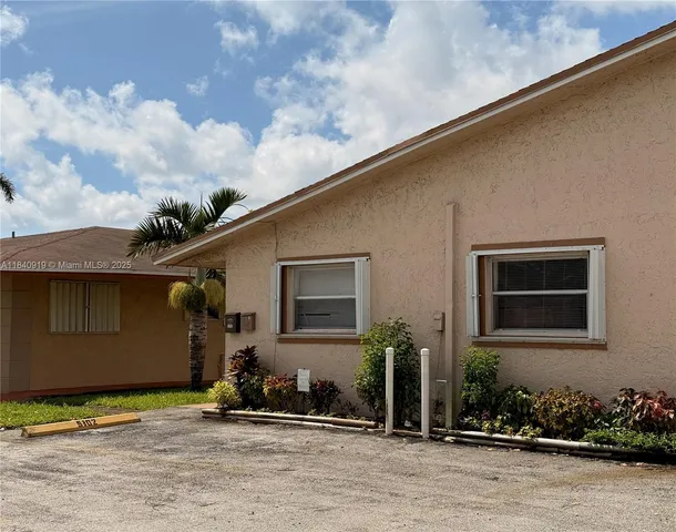 $1,700 | 5304 Northwest 22nd Street, Unit 5304, Lauderhill, FL 33313