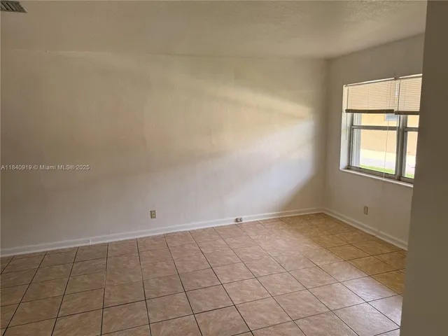 $1,700 | 5304 Northwest 22nd Street, Unit 5304, Lauderhill, FL 33313