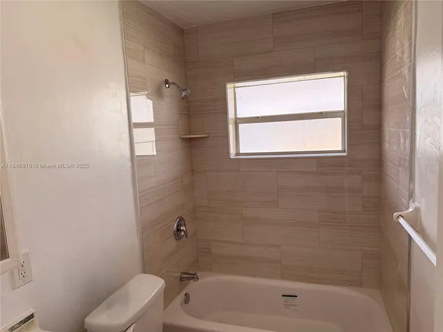 $1,700 | 5304 Northwest 22nd Street, Unit 5304, Lauderhill, FL 33313