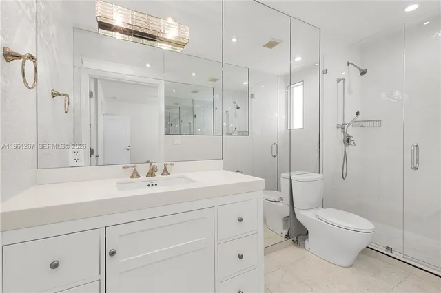 $1,988,000 | 20205 West Oak Haven Circle, Miami, FL 33179