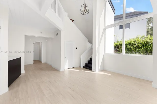 $1,988,000 | 20205 West Oak Haven Circle, Miami, FL 33179