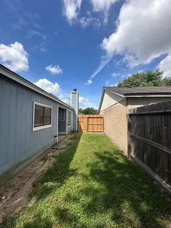 $1,650 | 7514 Lemma Drive, Houston, TX 77041