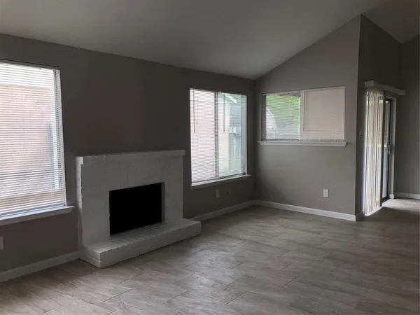 $1,650 | 7514 Lemma Drive, Houston, TX 77041