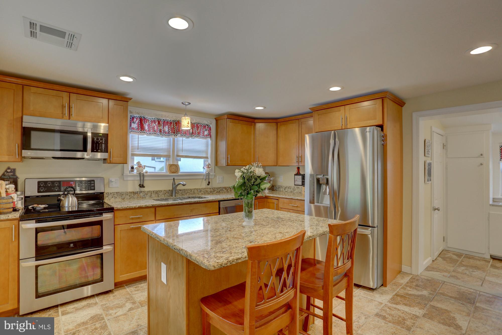 711 Turnpike Road Elizabethtown, PA 17022 - Photo 8 of 32 Gallery Image 8