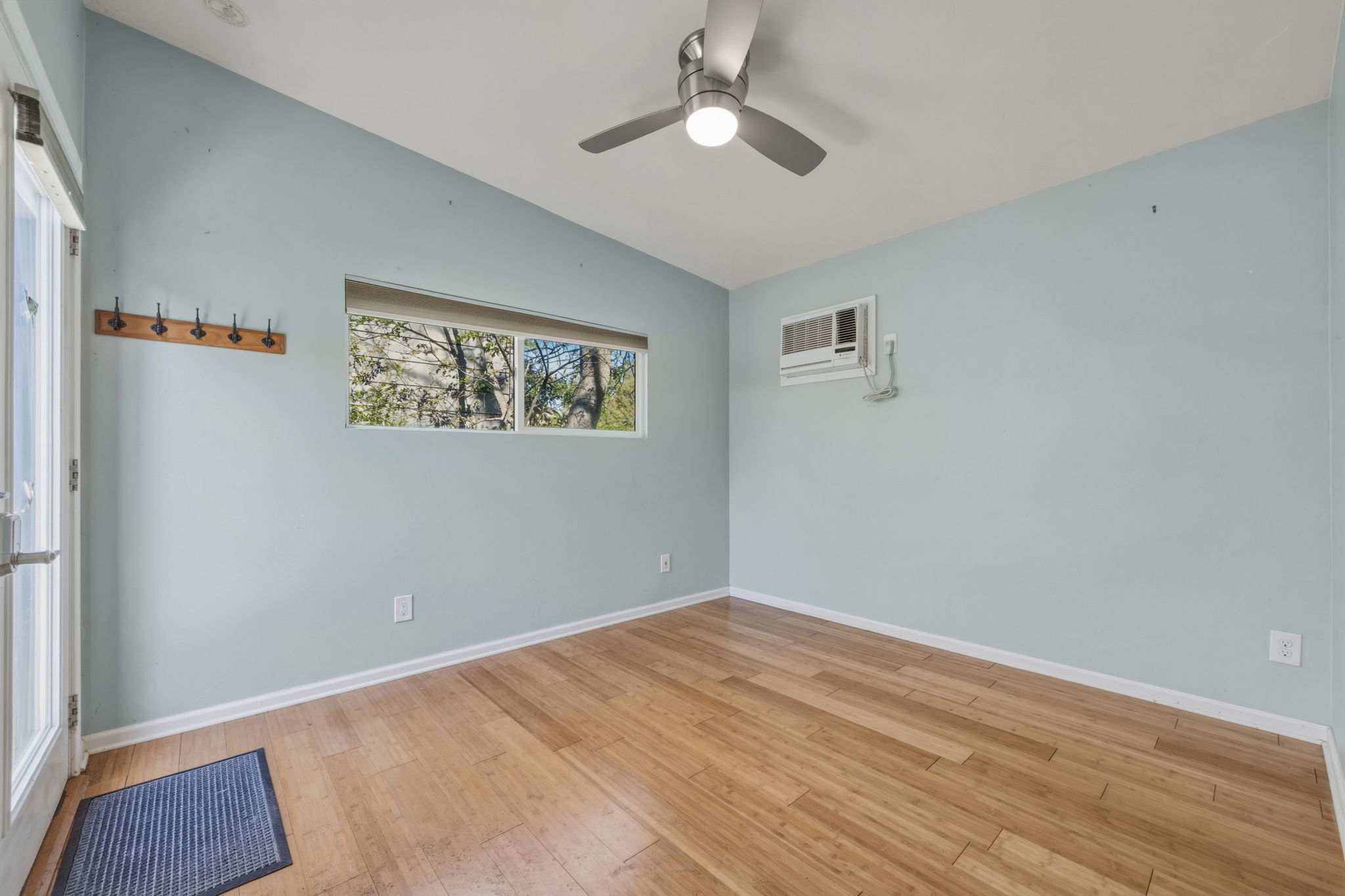 1908 Cullen Avenue Austin, TX 78757 - Photo 27 of 40 a view of room with window and ceiling fan