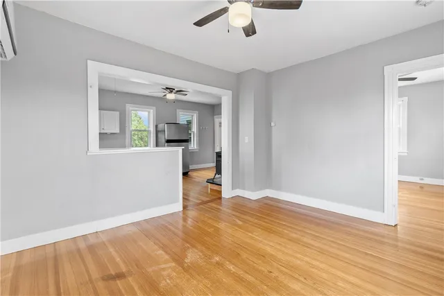 $1,800 | 291 Maple Avenue, Unit 2, Barrington, RI 02806