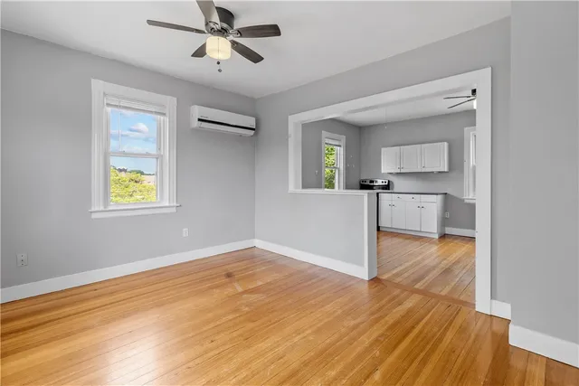 $1,800 | 291 Maple Avenue, Unit 2, Barrington, RI 02806