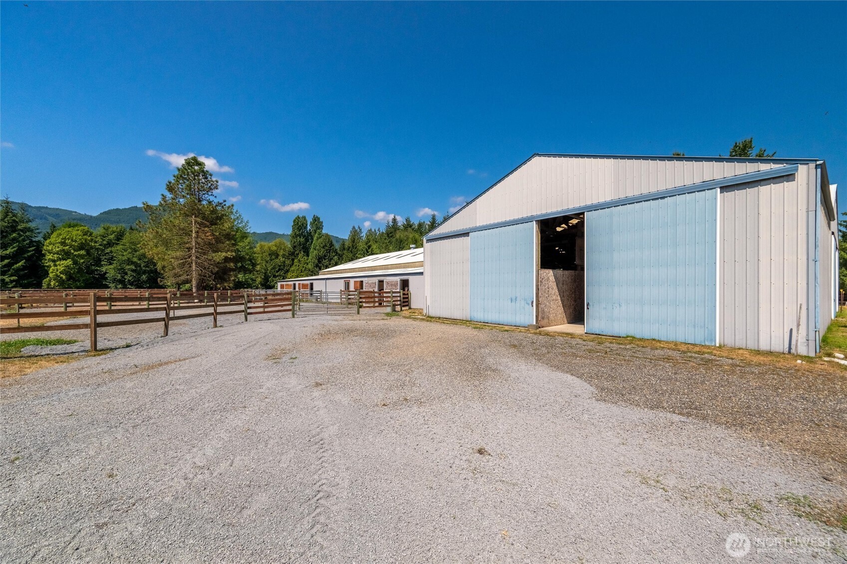 3086 Standard Road Deming, WA 98244 - Photo 20 of 39