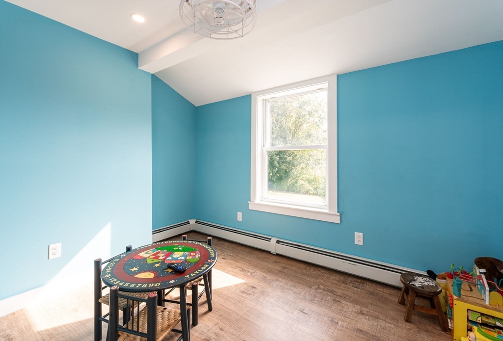 45 Kingston Road Plaistow, NH 03865 - Photo 17 of 33 Gallery Image 17