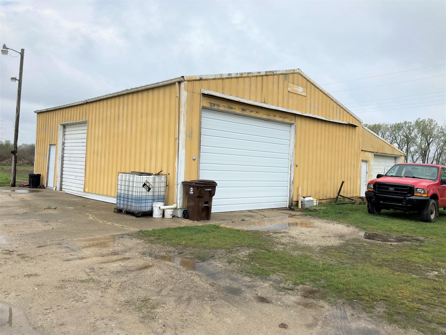 5368 North 13000w Road Wilmington, IL 60481 - Photo 3 of 18 Gallery Image 3
